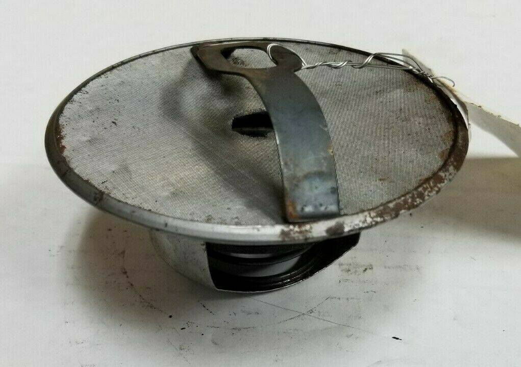 Case/IH, Valve - Bypass W/Screen, USED 405464R3 Bypass W/Screen, 405464R3 Case/IH, Valve - USED
