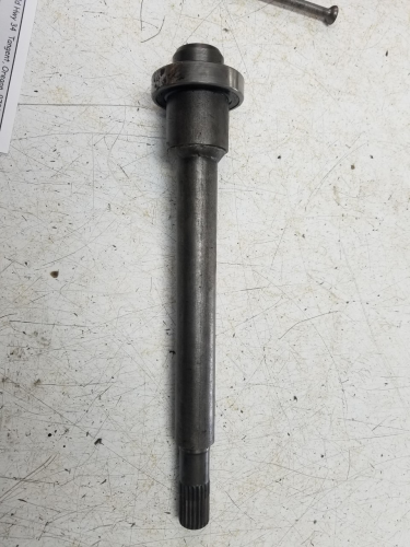 Farmland - 72099045 - Allis Chalmers LH FRONT AXLE SHAFT, Used