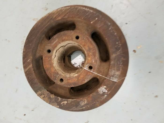 Farmland Tractor - RE15018 - John Deere PULLEY (WITH DAMPENER), Used