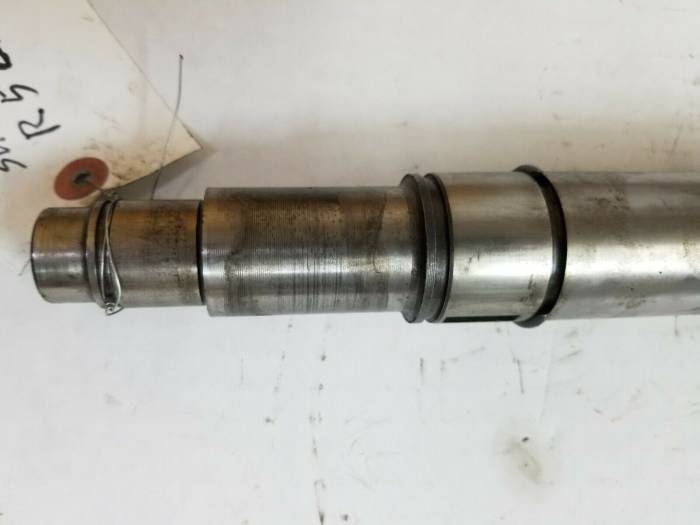 Farmland Tractor - R52326 - John Deere 4030 TRANSMISSION DRIVE SHAFT, Used