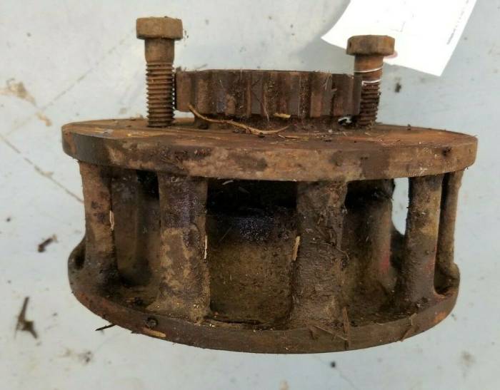 Farmland - B2463R - John Deere USED CLUTCH DRIVE DISC