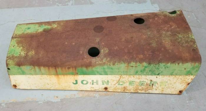 Farmland - AT10690T - John Deere 420 430 USED HOOD