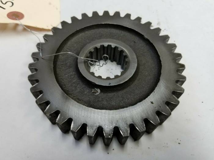 Farmland - SBA326370190 - Ford WHEEL AXLE GEAR, Used