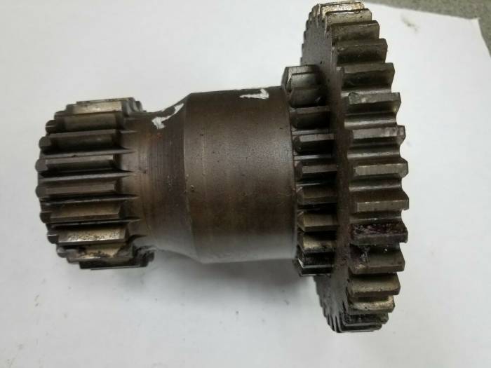 Farmland - AT12977T - John Deere 22 27 42 TEETH STEERING GEAR, Used