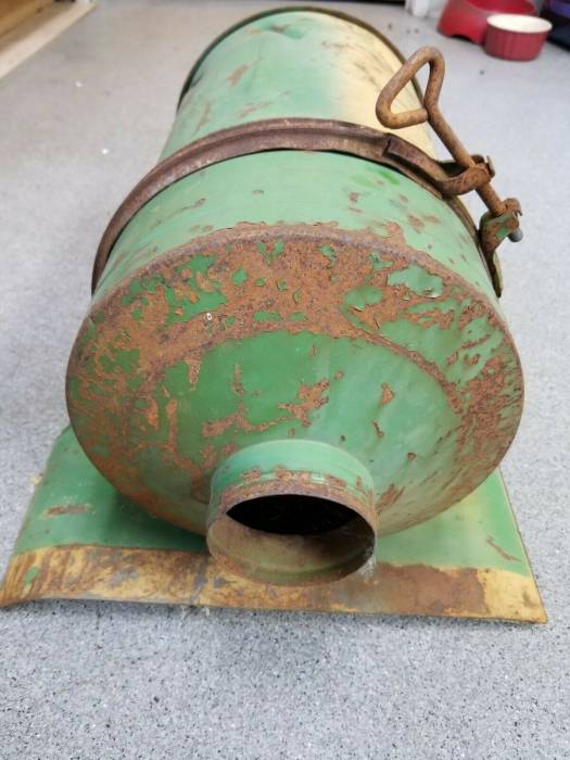 Farmland - AR45681 - John Deere 4020 (Late) DRY AIR CLEANER, Used