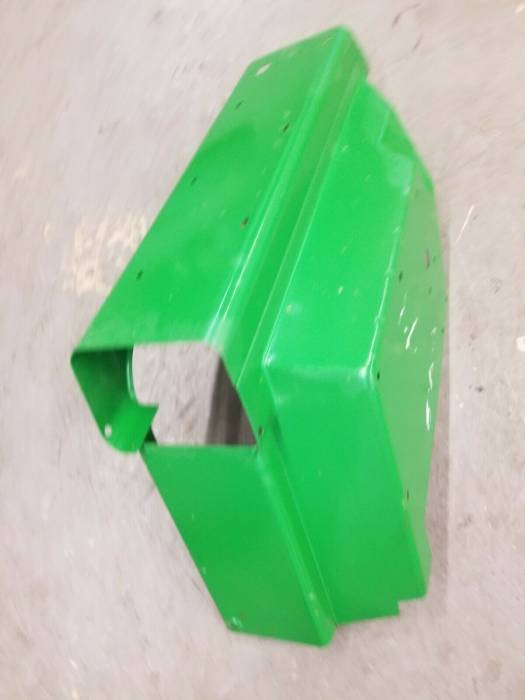 Farmland - John Deere 955 RH FENDER, Used, Repainted