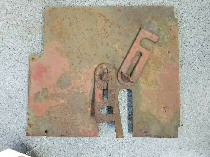 Farmland - 3125857R1 - Case/IH RH REAR VERTICAL PANEL, Used