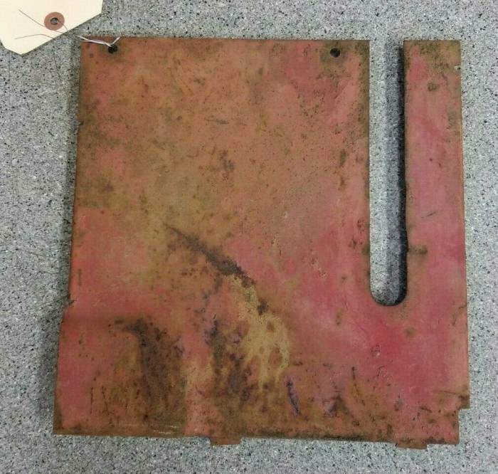 Farmland - 401942R2 - Case/IH LH REAR VERTICAL COVER, Used