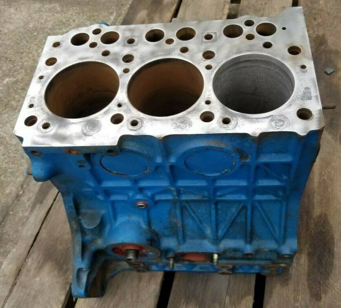 Farmland - SBA110106710 - Ford 1710 CYLINDER BLOCK, Used