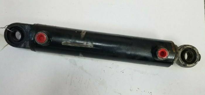 Farmland Tractor - 5189887 - Case/IH, New Holland STEERING CYLINDER, Used