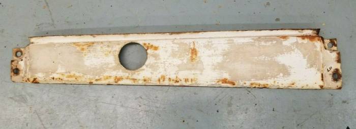 Farmland Tractor - 378638L1 - International LH REAR HOOD SIDE PANEL, Used