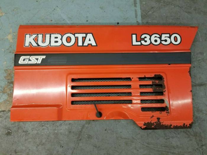 Farmland Tractor - 32484-18680 - Kubota RH PANEL, Used