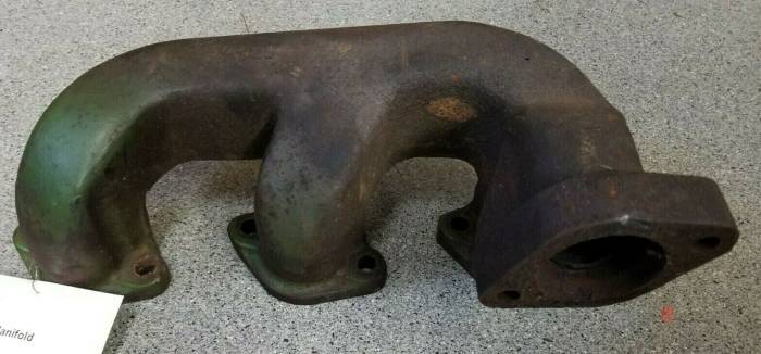 Farmland Tractor - T20257 - John Deere EXHAUST MANIFOLD