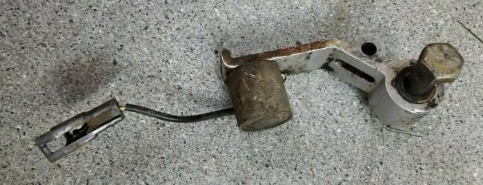 Farmland Tractor - AM102115 - John Deere MAGNET PTO SOLENOID, Used