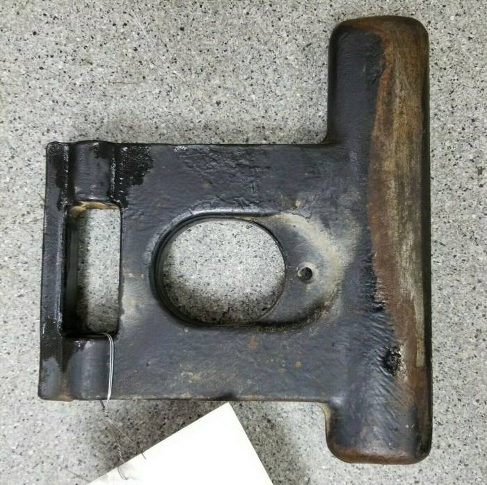 Farmland Tractor - R178472-Sway Block