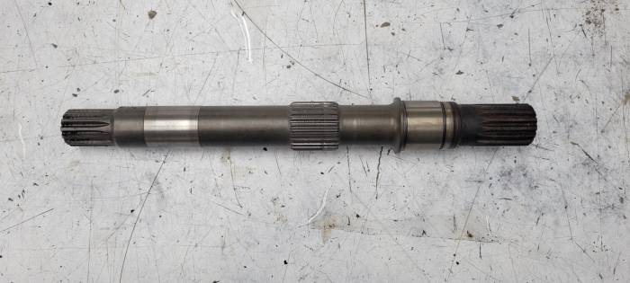 Farmland Tractor - LVA13714 Input Shaft