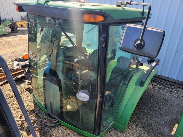 John Deere 8130 8230 8330 8430 8530 IVT Cab