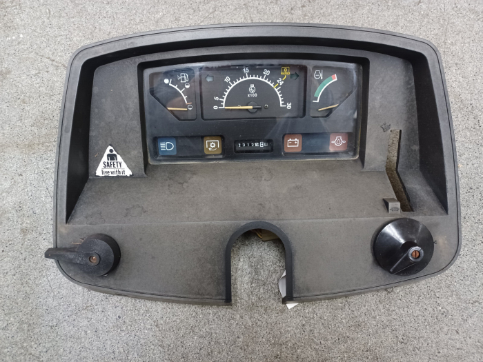 Farmland - RE62201 Instrument Cluster