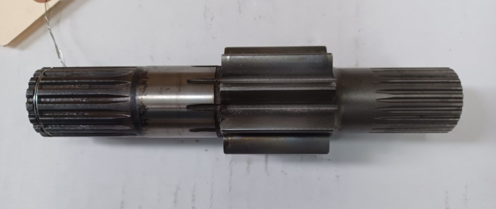 Farmland Tractor - CH15034, John Deere, R.H. Pinion Shaft, Used
