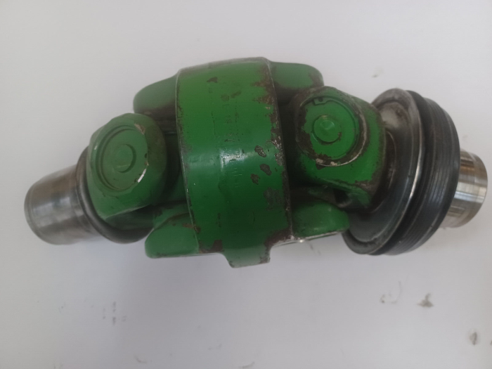 Farmland Tractor - RE70738 Universal Joint