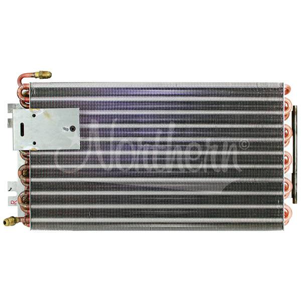 NR - A145899 - Case/IH CONDENSER