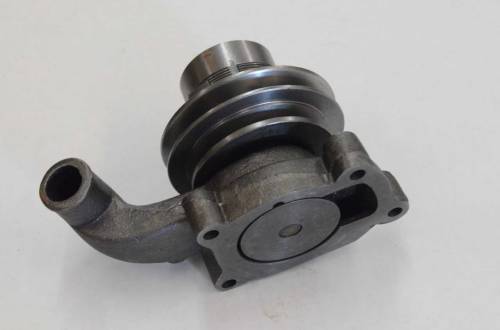 Pumps - 703820R95 - International WATER PUMP - Image 3