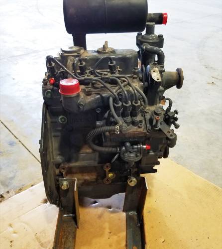 Used Engines - D782-ES Kubota B7410 Used Engine - Image 3