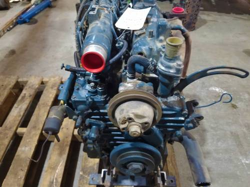 Used Engines - Kubota L3750 Used Engine - Image 2