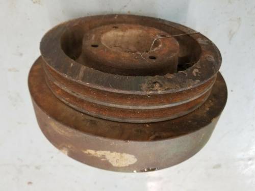 Farmland Tractor - RE15018 - John Deere PULLEY (WITH DAMPENER), Used - Image 2