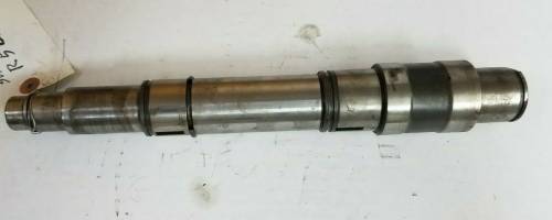 Farmland Tractor - R52326 - John Deere 4030 TRANSMISSION DRIVE SHAFT, Used - Image 2