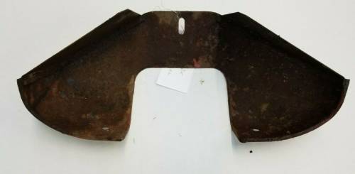 Farmland - 48677DX - Farmall MANIFOLD SHIELD, Used - Image 3