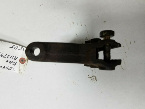 Farmland - R113794 - John Deere CLUTCH RELEASE YOKE, Used - Image 4