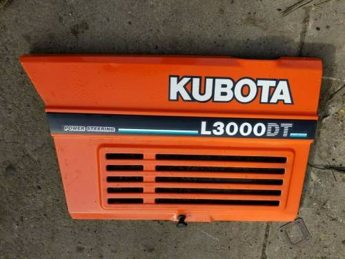 Farmland - TC020-18640 - Kubota LH PANEL, Used - Image 1