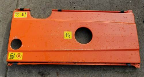 32330-18700 - Kubota BONNET HOOD TOP, Used