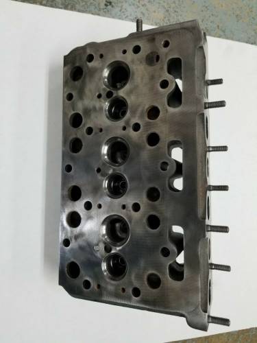 Farmland Tractor - 16705-03040 - Kubota D1402DI CYLINDER HEAD, Used - Image 2