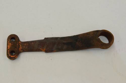 Farmland - 369697R1 - International STEERING ARM, Used - Image 1