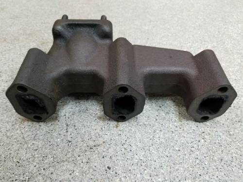 3435123M91 - Allis Chalmers, Massey Ferguson EXHAUST MANIFOLD, Used