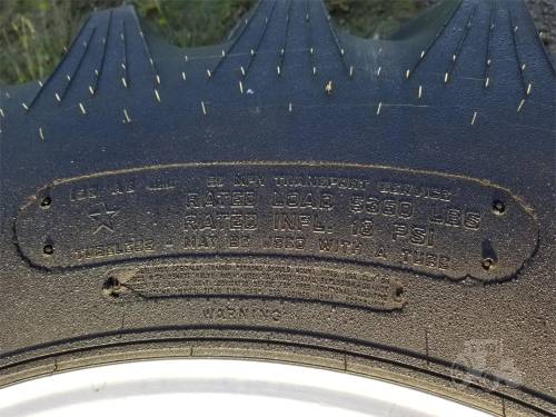 Farmland Tractor - TITAN 18.4xR34 TIRES, Used 18.4X34 - Image 4