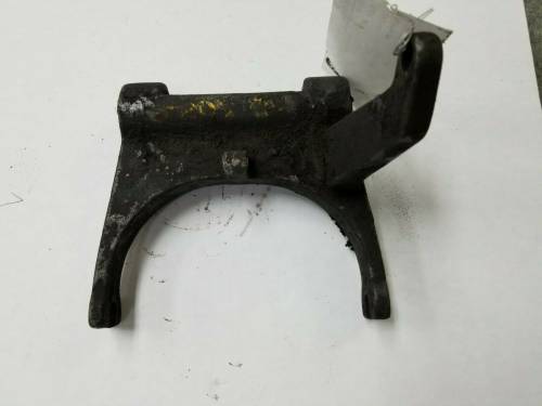 Farmland Tractor - AR32712 - John Deere CLUTCH FORK, Used - Image 2