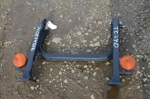Farmland Tractor - 710874016 - Ford New Holland FOLDING ROPS, Used - Image 4