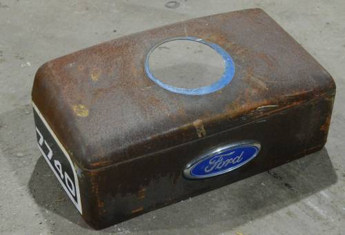 Farmland Tractor - 82005626 - Ford New Holland HOOD EXTENSION, Used - Image 1