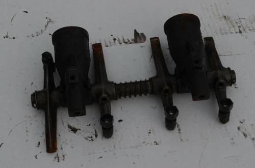 Farmland Tractor - F1896R - John Deere ROCKER ARM ASSEMBLY, Used - Image 2