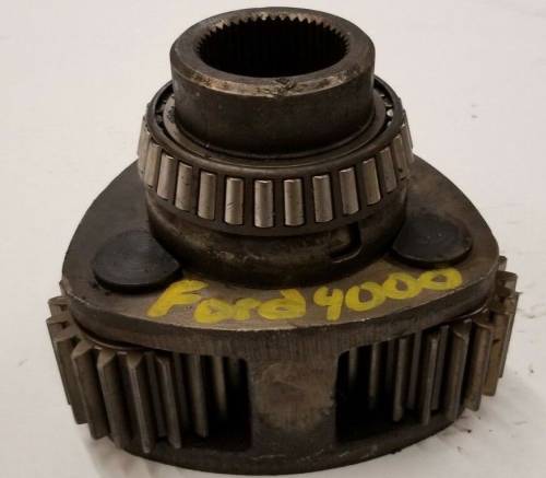 86584273 - Ford New Holland PLANETARY CARRIER AND GEARS, Used