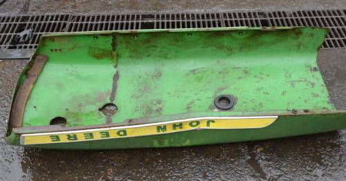 Farmland Tractor - 2010Hood - John Deere 2010 HOOD, Used - Image 9