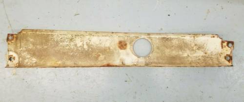 Farmland Tractor - 378638L1 - International LH REAR HOOD SIDE PANEL, Used - Image 2