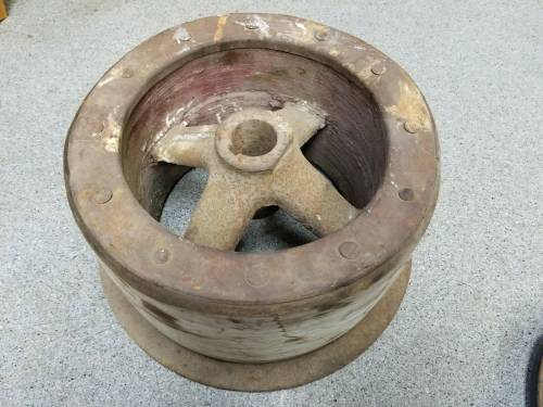 Farmland Tractor - 29960-DA - Farmall BELT PULLEY, Used - Image 2