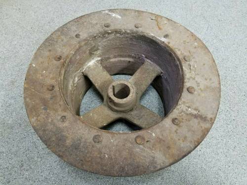 Farmland Tractor - 29960-DA - Farmall BELT PULLEY, Used - Image 3