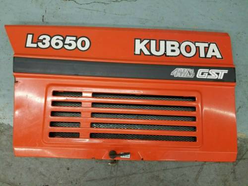 Farmland Tractor - 32484-18640 - Kubota LH PANEL, Used - Image 1