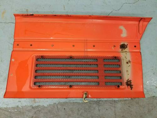 Farmland Tractor - 32484-18640 - Kubota LH PANEL, Used - Image 2