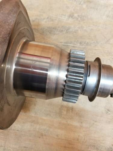 Farmland Tractor - SBA115256043 - Ford CRANKSHAFT, Used - Image 4